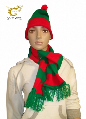 Green Red Scarf