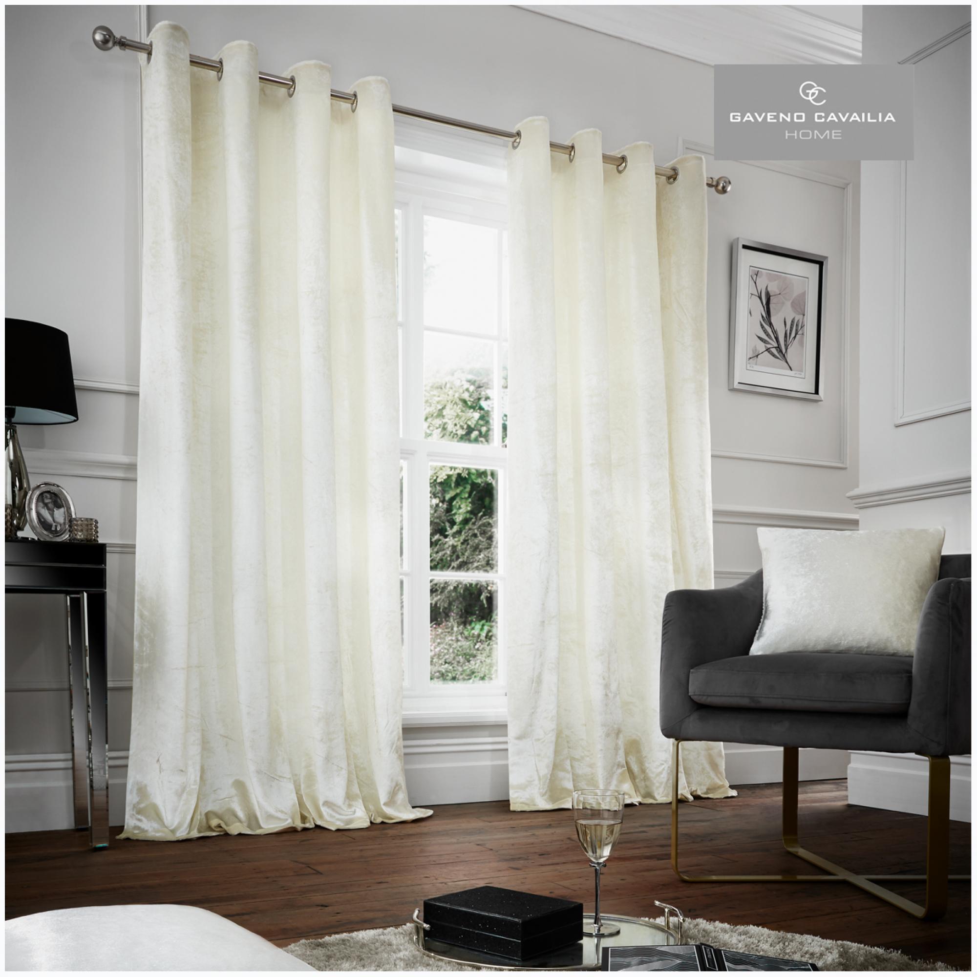 CRUSHED VELVET CURTAIN 66X72 CREAM
