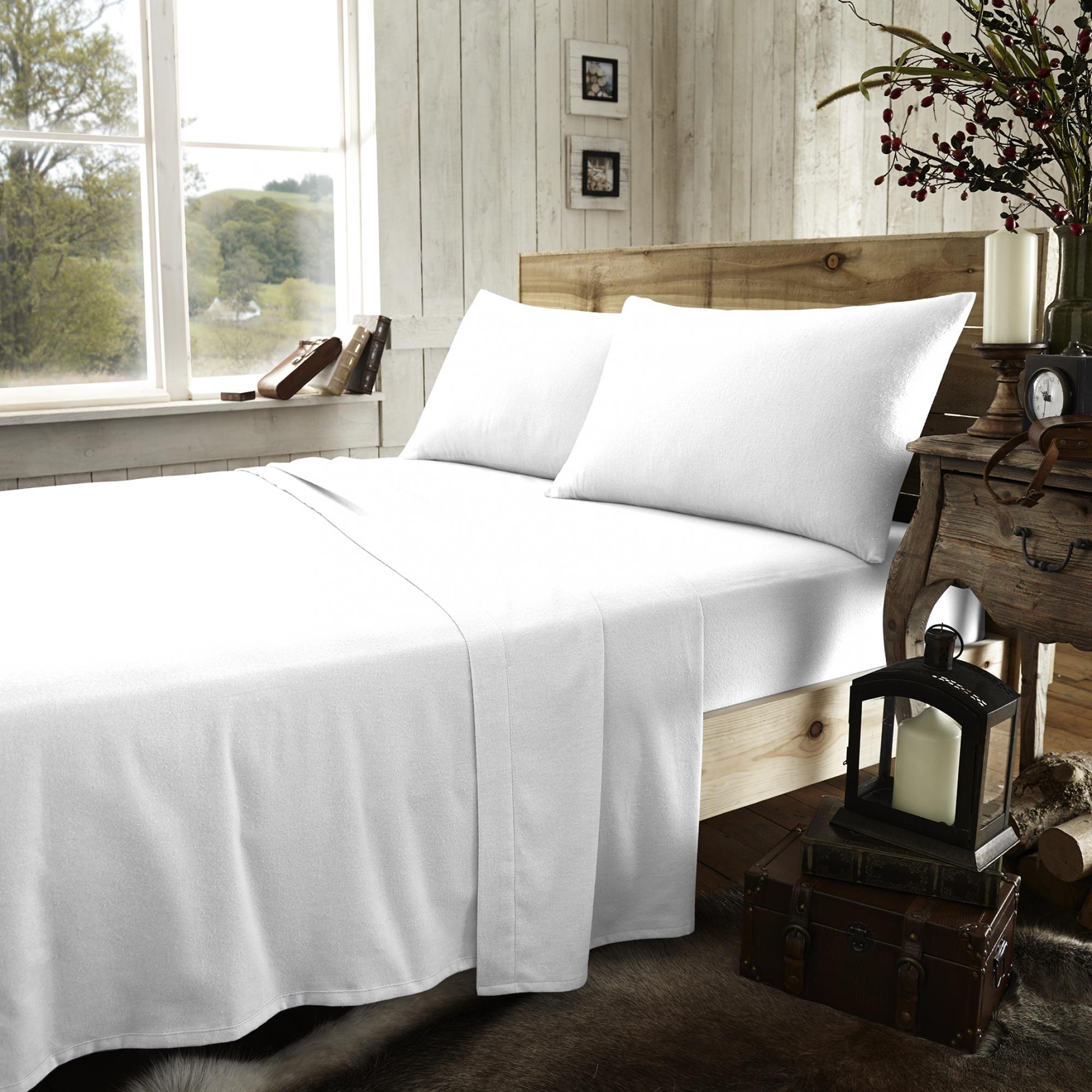 FLANNEL PLAIN FLAT SHEET WHITE (NEW)