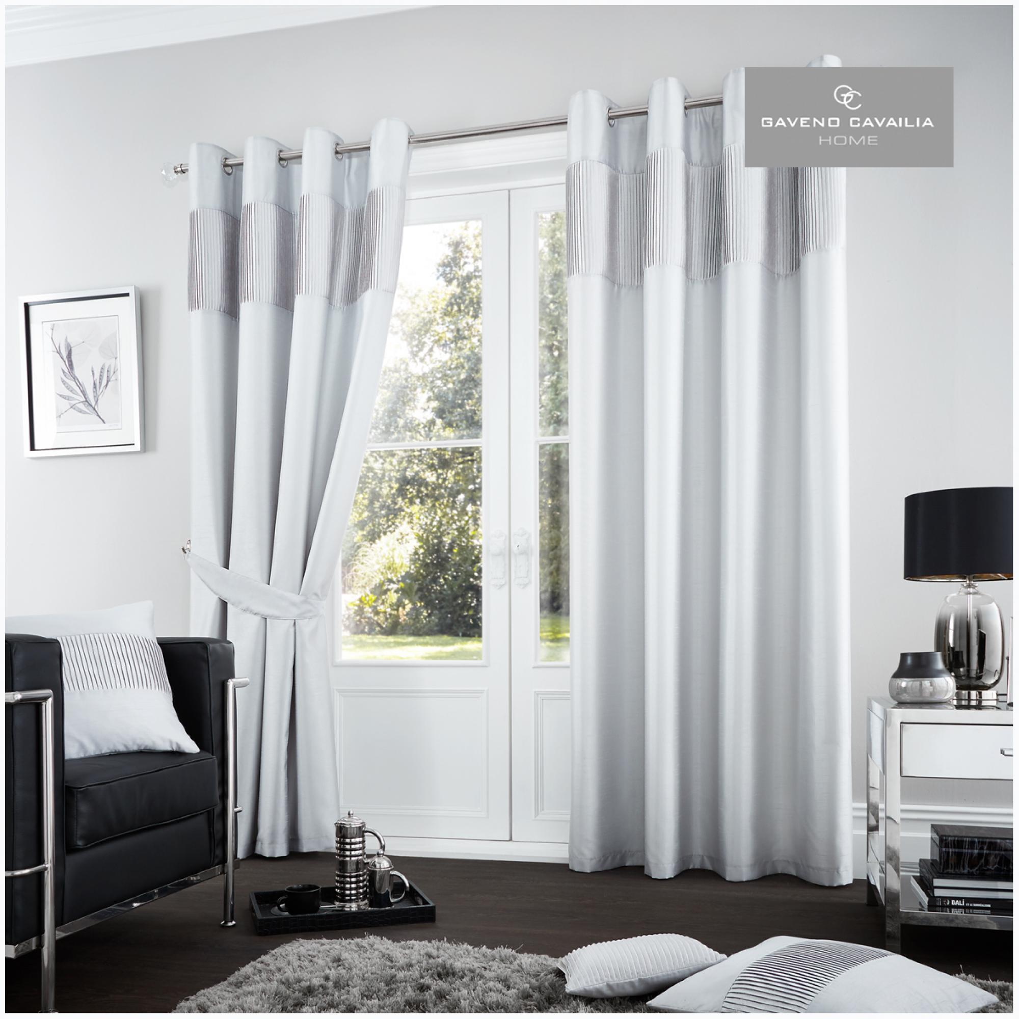 FUEL DOOR CURTAIN SILVER