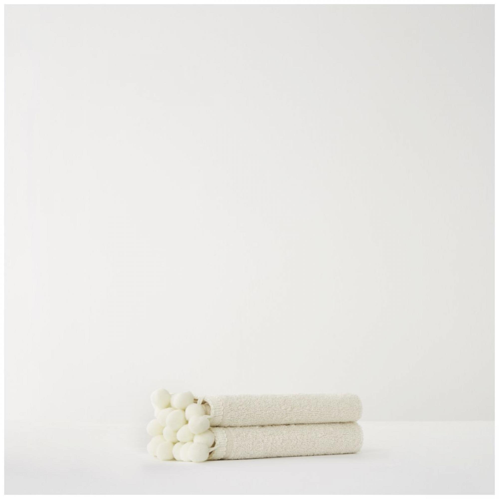 POM POM FACE TOWEL CREAM