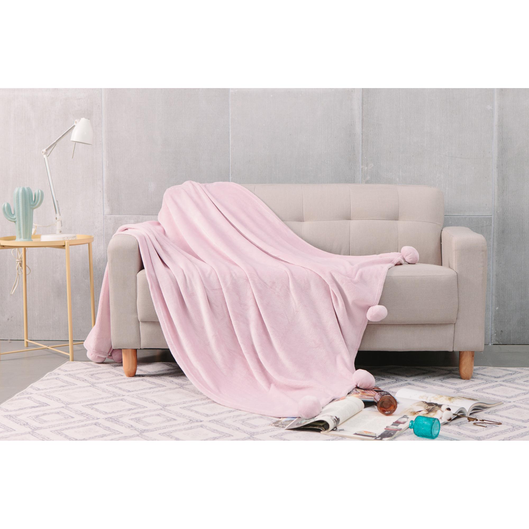 Pom Pom Throw Solid Rose