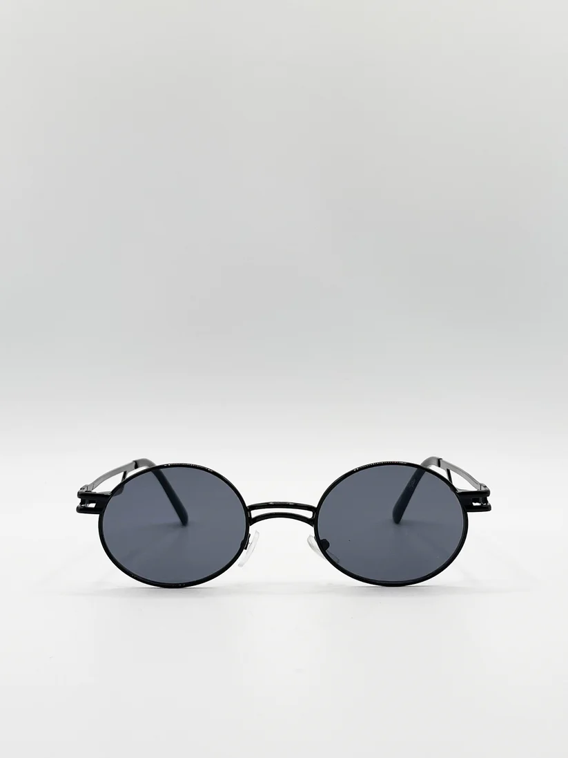 Retro Round Sunglasses in Black