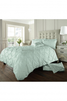 Luxurious Alford Duvet Set