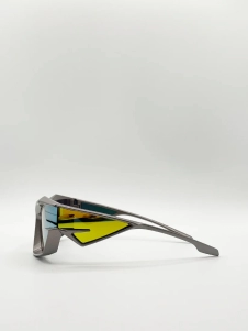 Racer style plastic frame sunglasses in multi