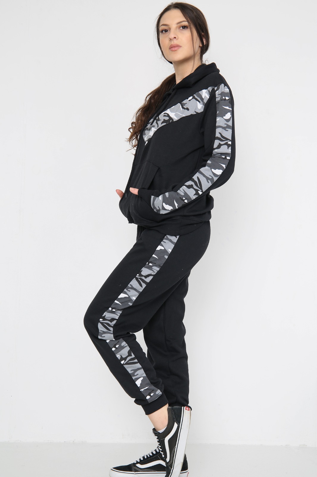 Two-Tone Print Black Contrast Panel Tracksuit