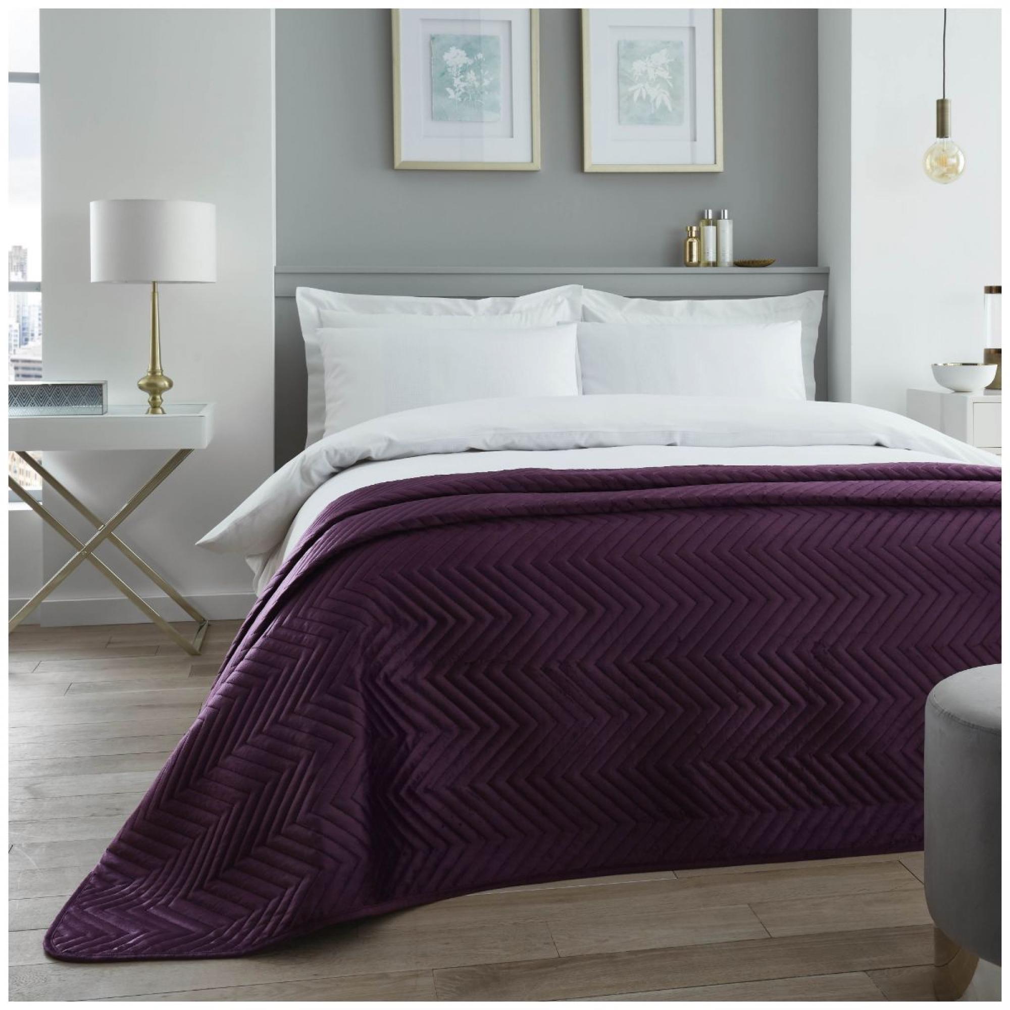 VELVET TOUCH BED SPREAD PURPLE